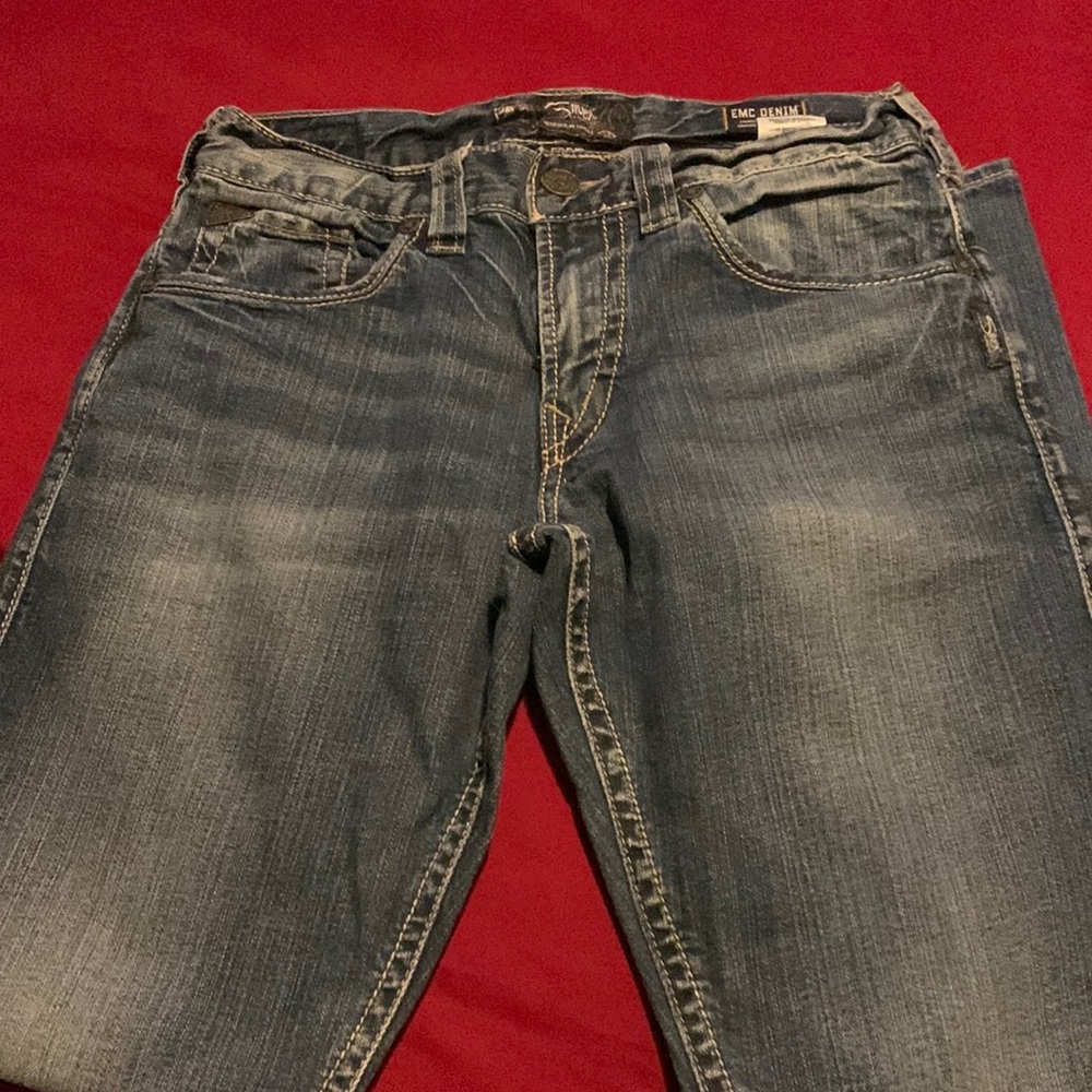 Men’s jeans.  Clean, pet / smoke free home